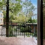 Bedrooms With Sauna&bath And Free Parking *