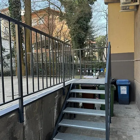 Apartment Bedrooms With Sauna&bath And Free Parking *