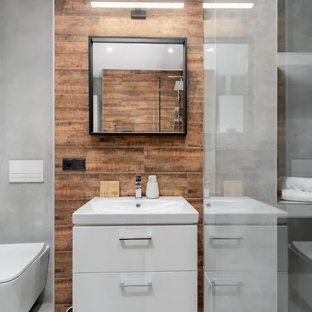 Bedrooms With Sauna&bath And Free Parking Apartment Krakow