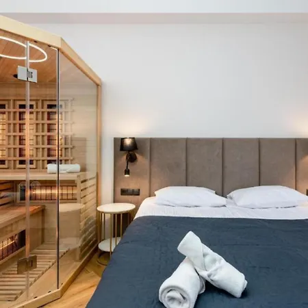 Apartment Bedrooms With Sauna&bath And Free Parking *
