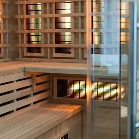 Bedrooms With Sauna&bath And Free Parking Apartment