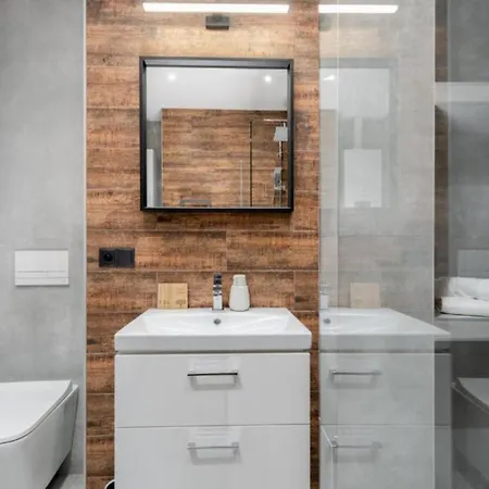 Bedrooms With Sauna&bath And Free Parking Krakow