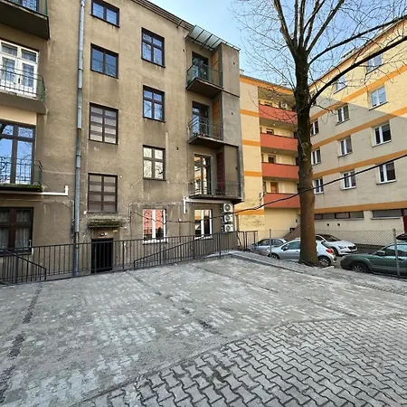 Apartment Bedrooms With Sauna&bath And Free Parking