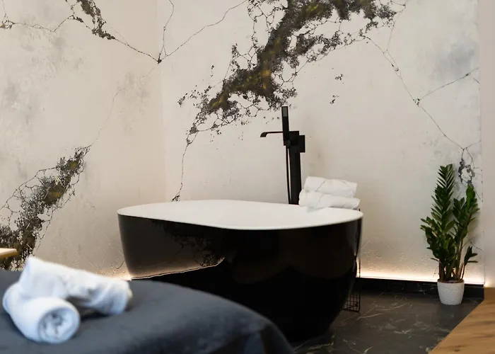 Apartamento Bedrooms With Sauna&bath And Free Parking *