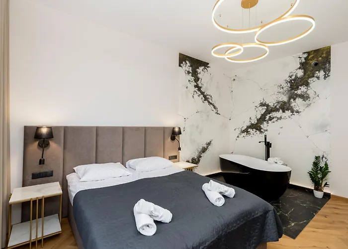 Bedrooms With Sauna&bath And Free Parking Apartment