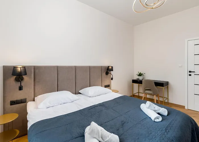 Apartment Bedrooms With Sauna&bath And Free Parking *