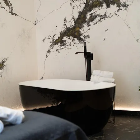 Appartement Bedrooms With Sauna&bath And Free Parking *